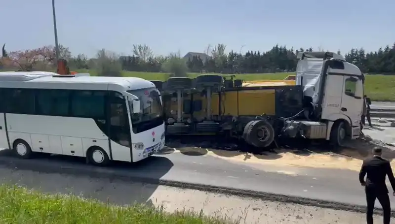 Büyükçekmece TEM Otoyolu'nda Kaza: 3 Saatlik Trafik Çilesi