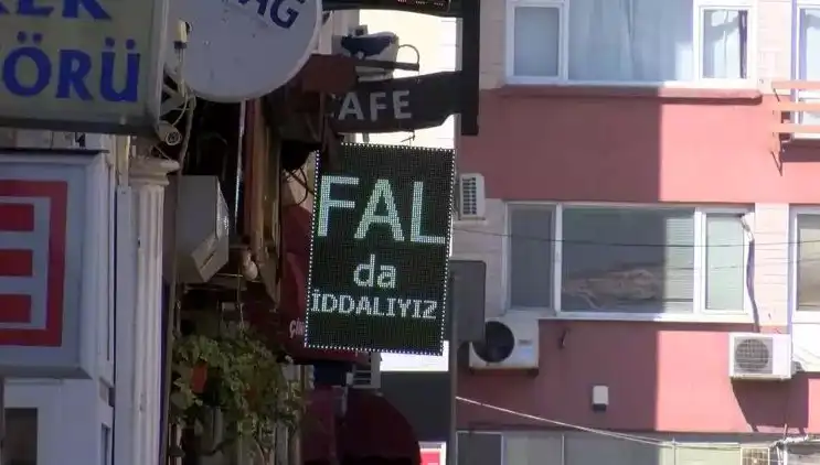 Falcılar Dikkat! Para Karşılığı Fala Hapis Cezası Geliyor!
