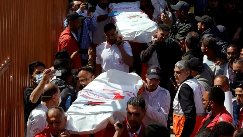 İsrail Katliamının Perde Arkası: Hayat Kurtaranlar Kurban Olmuştu