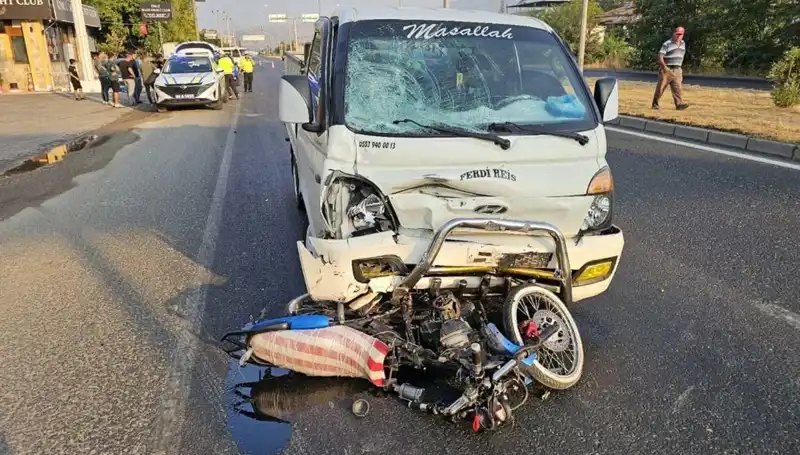 Aydın'da Motosiklet ve Kamyonet Çarpıştı, Genç Sürücü Hayatını Kaybetti