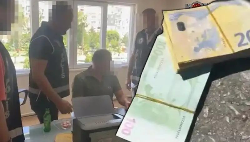 Antalya’da Rüşvet Operasyonu: Görev Başındaki Memurlar Suçüstü Yakalandı