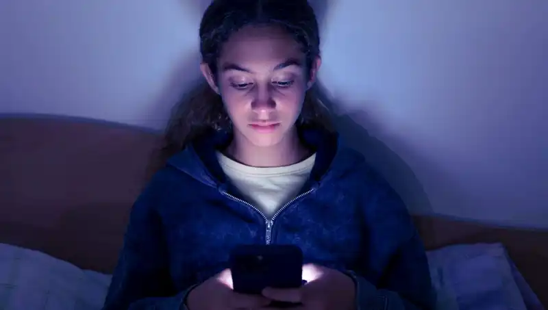Sosyal Medyanın Tehlikeli Trendleri: Gençlerin 'Havalı' Bulduğu Tehlikeler