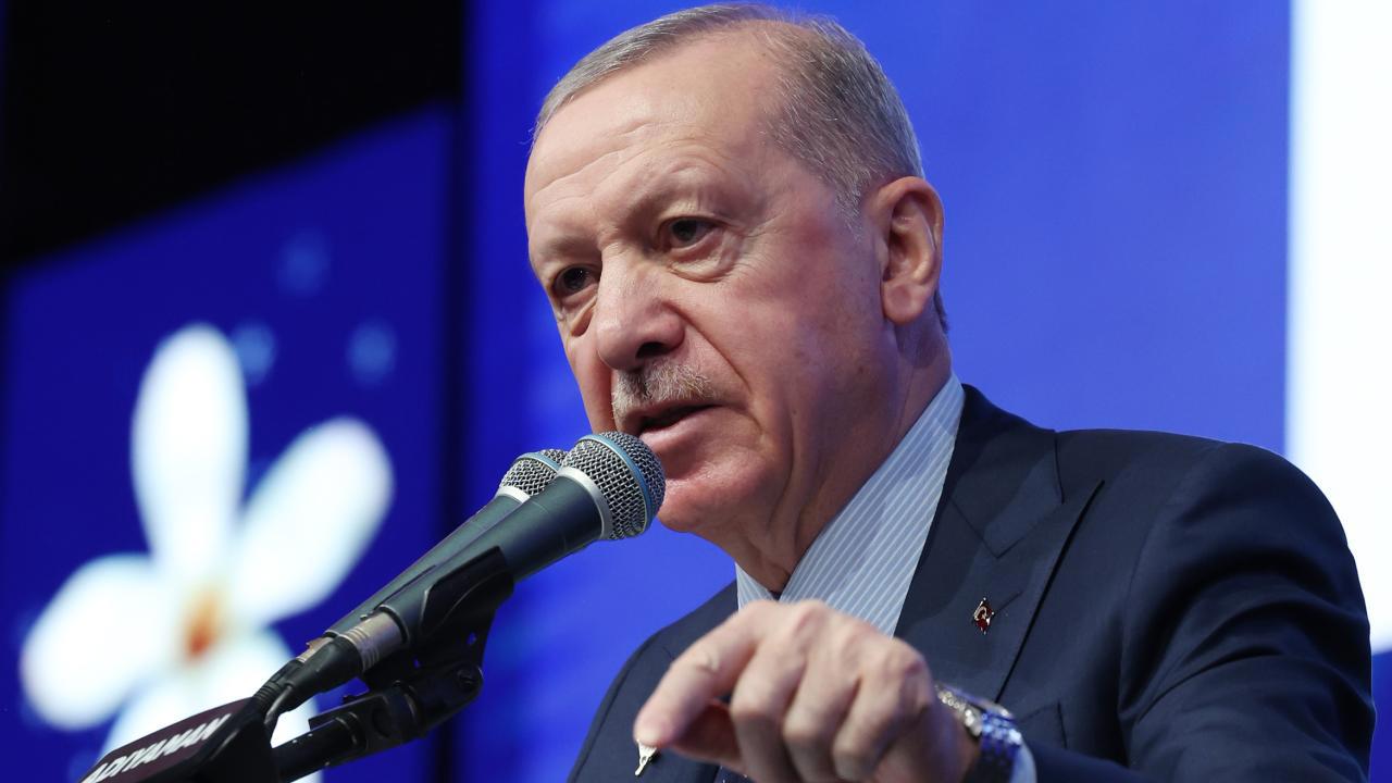Erdoğan: Depremzedelerle dayanışma mesajı