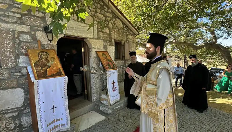 Bozcaada'da Duygu Dolu Aya Paraskevi Günü Ayini Gerçekleşti