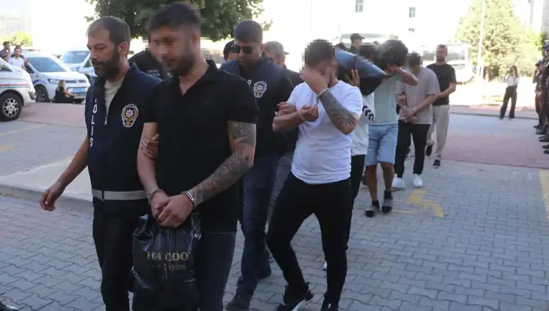 Sahte Escort İlanlarıyla 12 Milyon Lira Dolandırıcılık Skandalı