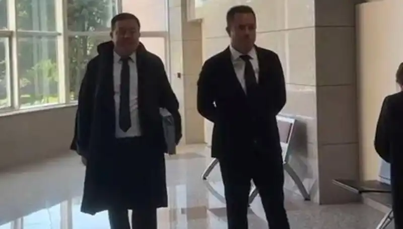 Acun Ilıcalı, Yasa Dışı Bahis Reklamı Nedeniyle Mahkeme Önünde!