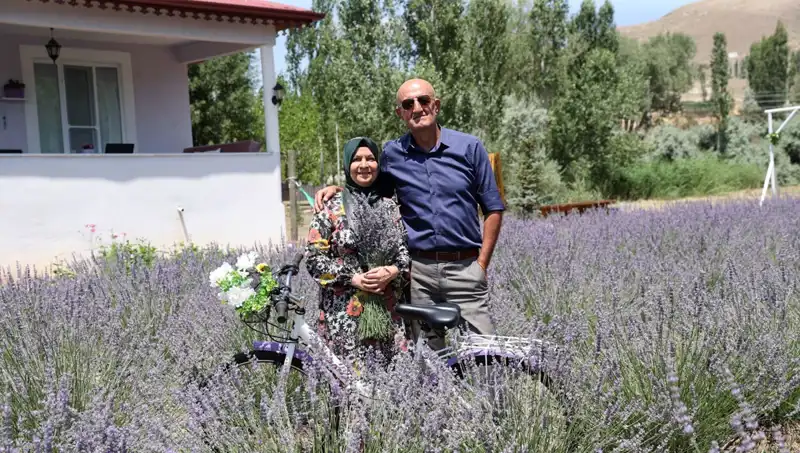 Astım Hastası Eşi İçin Yeni Bir Hayat Kurdu: Hasada Hazırlıklar Başladı