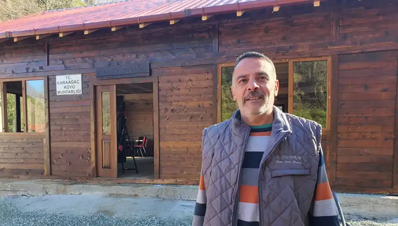 Muhtar, Köyüne Sosyal Tesis Kazandırmak İçin Hayvanlarını Sattı!