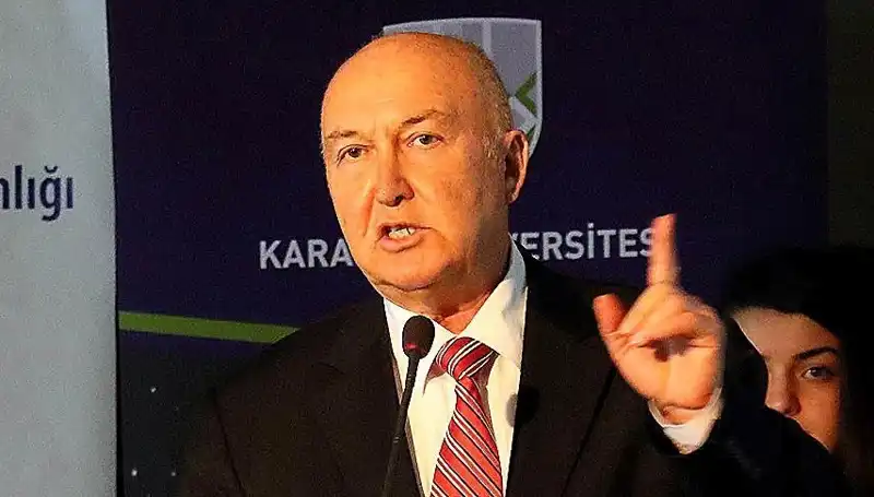 Prof. Dr. Övgün Ahmet Ercan'dan Beyin Kanaması Tehdidi Açıklaması