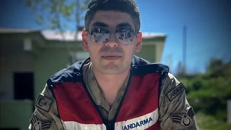 Kadir Astsubayın Acı Kaybı: Halı Saha Maçında Yaşamını Yitirdi