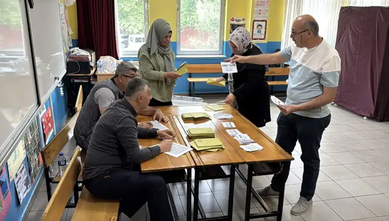 405 Mahalle ve Köyde Heyecan Beraberinde Yeni Muhtarlar Seçildi!
