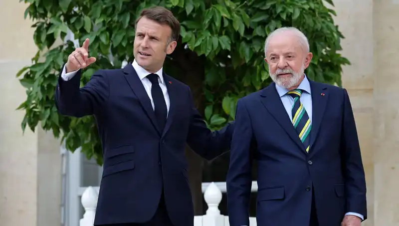 Macron, İsrail'e Somut Önlemler Alıp Almayacağımıza Karar Vereceğiz