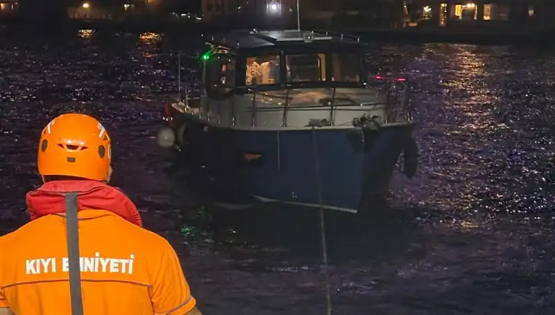 Baltalimanı'nda Panik Anları: Kayıp Yaşam, Su Almış Tekne Olayı