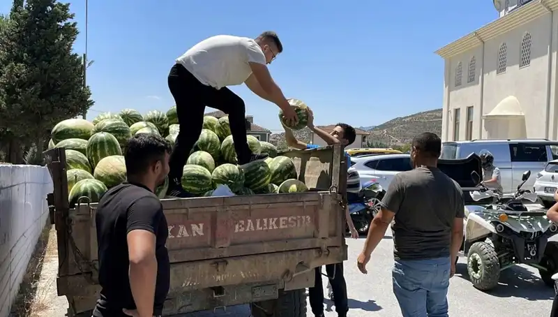 Karpuz Dağıtımında Rekor Kıran Girişimci Şehirde Heyecan Yarattı
