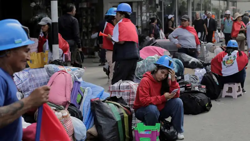 Peru'da Madenciler Sokaktaydı: Neden İsyan Çıktı?
