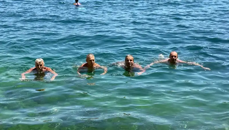Yazın en sıcak günleri: Termometre 36 dereceyi buldu, sahiller doldu taştı!