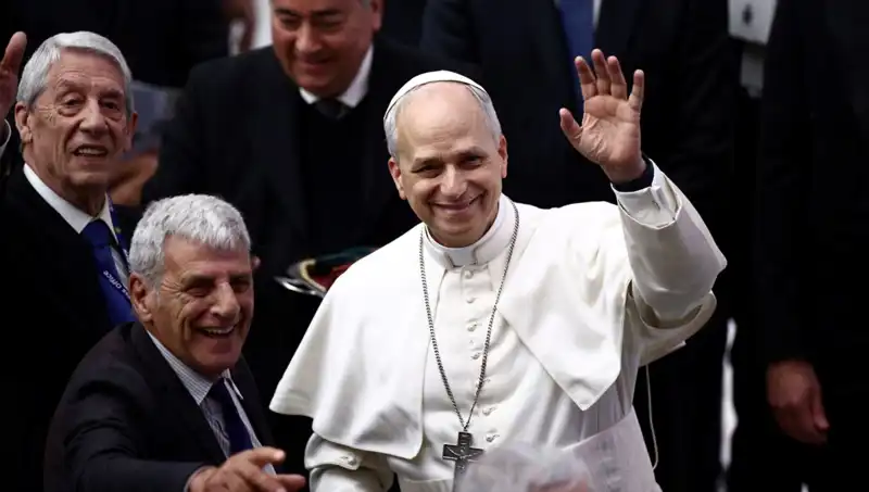 Papa Leo'nun Soyadı: Aşk, İhtiras ve Tarihin Gizemleri
