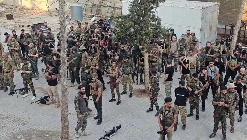 Suriye, PKK/YPG Karşıtı Hareketle Halep'e Askeri Sevkiyat Gerçekleştirdi