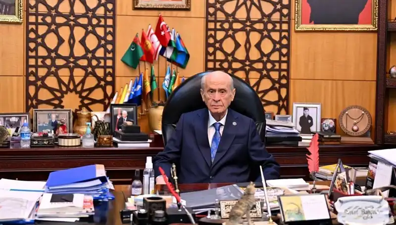 Galatasaray'ın Süper Lig Zaferi! Bahçeli'den Kutlama Mesajı