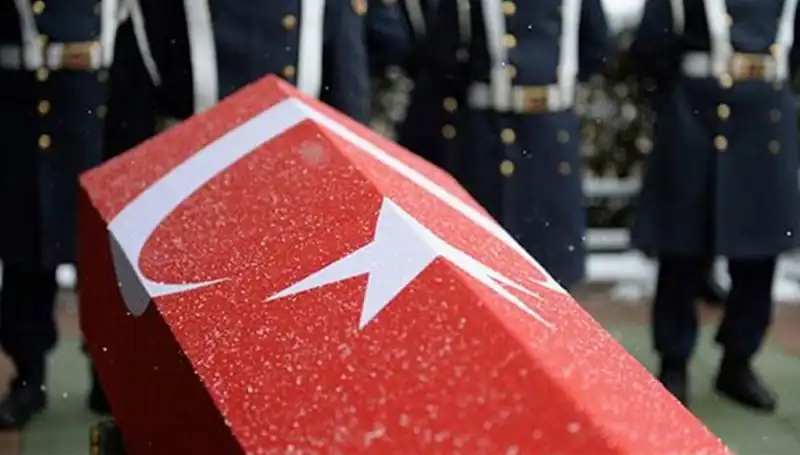 Pençe Kilit Operasyonu'nda Yaralanan Askerimiz, Kahraman Şehit Oldu