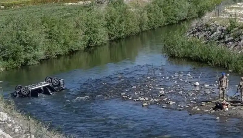 Memleket Yolunda Trajik Bir Kaza: Bir Aile Hayatını Kaybetti