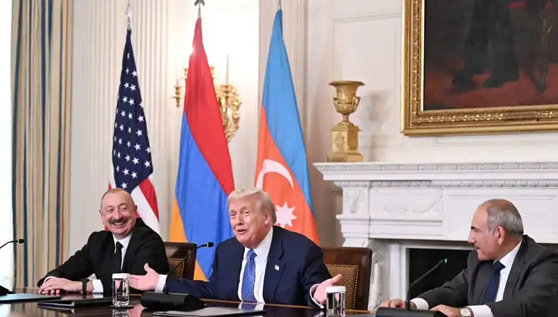 Aliyev'den Ermenistan'a Anayasa Çağrısı: Hızla Adım Atma Zamanı!