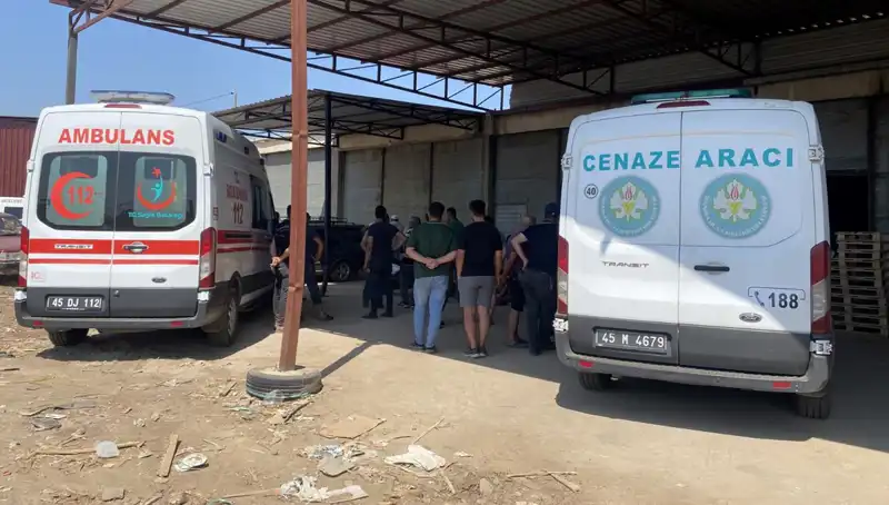 Marangozun Gizemli Ölümü: Dolaşan Sır Perdesi