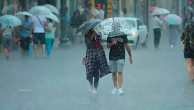 Meteoroloji'den Kritik Uyarı: Rüzgar ve Yağışlar Tehlike Oluşturuyor