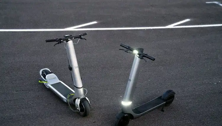 Elektrikli Scooter'a Devrim Neden Oldu: Trafikten Men Edildi!