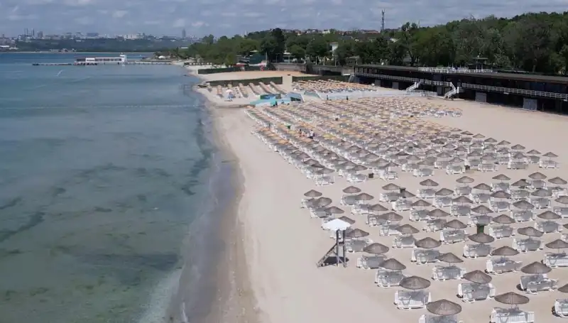 İstanbul’un Plajlarında 2025 Giriş Ücretleri Açıklandı: Sarıyer, Florya ve Adalar’da Yenilikler