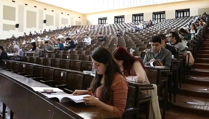 Üniversite Kayıtları İçin Son Gün! Şimdi Veya Asla