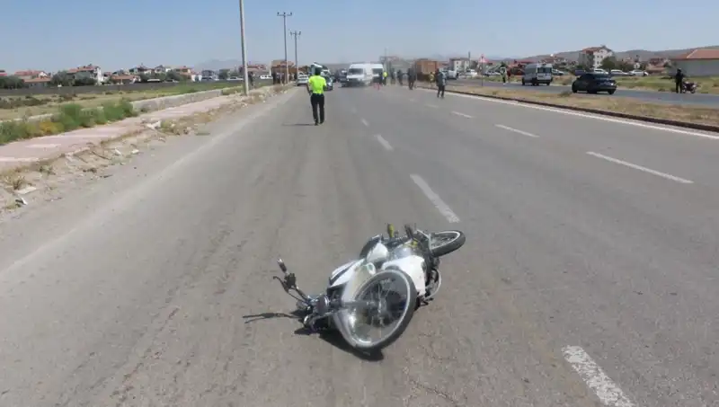 Dur İhtarı Dikkate Almayan Araç, Polisi Nasıl Yaraladı?